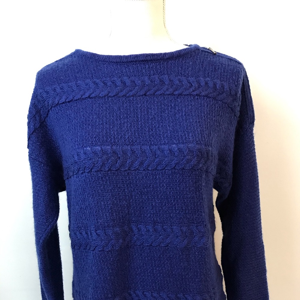 Signature 1 Studio Sweater